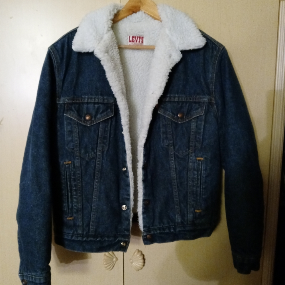 Levi's mens 40R faux sheerling lined denim jacket